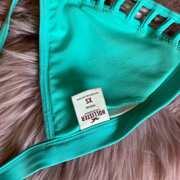 Hollister Bikini Top - Picture 5 of 6